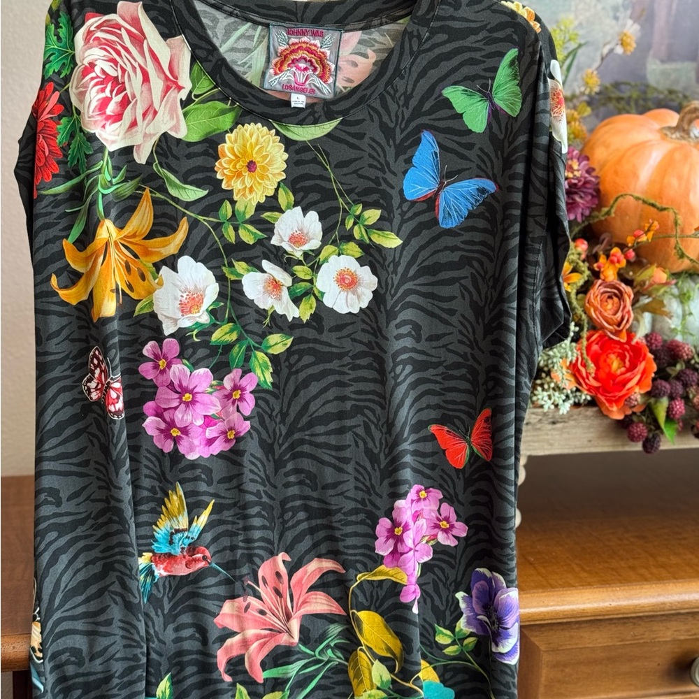 Johnny Was Blooming Breeze Floral Crew Neck Relaxed Knit Top - Picture 5 of 8